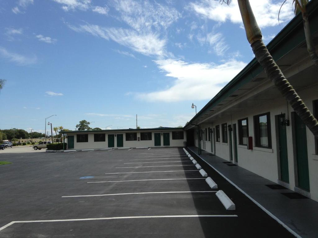 Economy Inn Okeechobee Eksteriør bilde