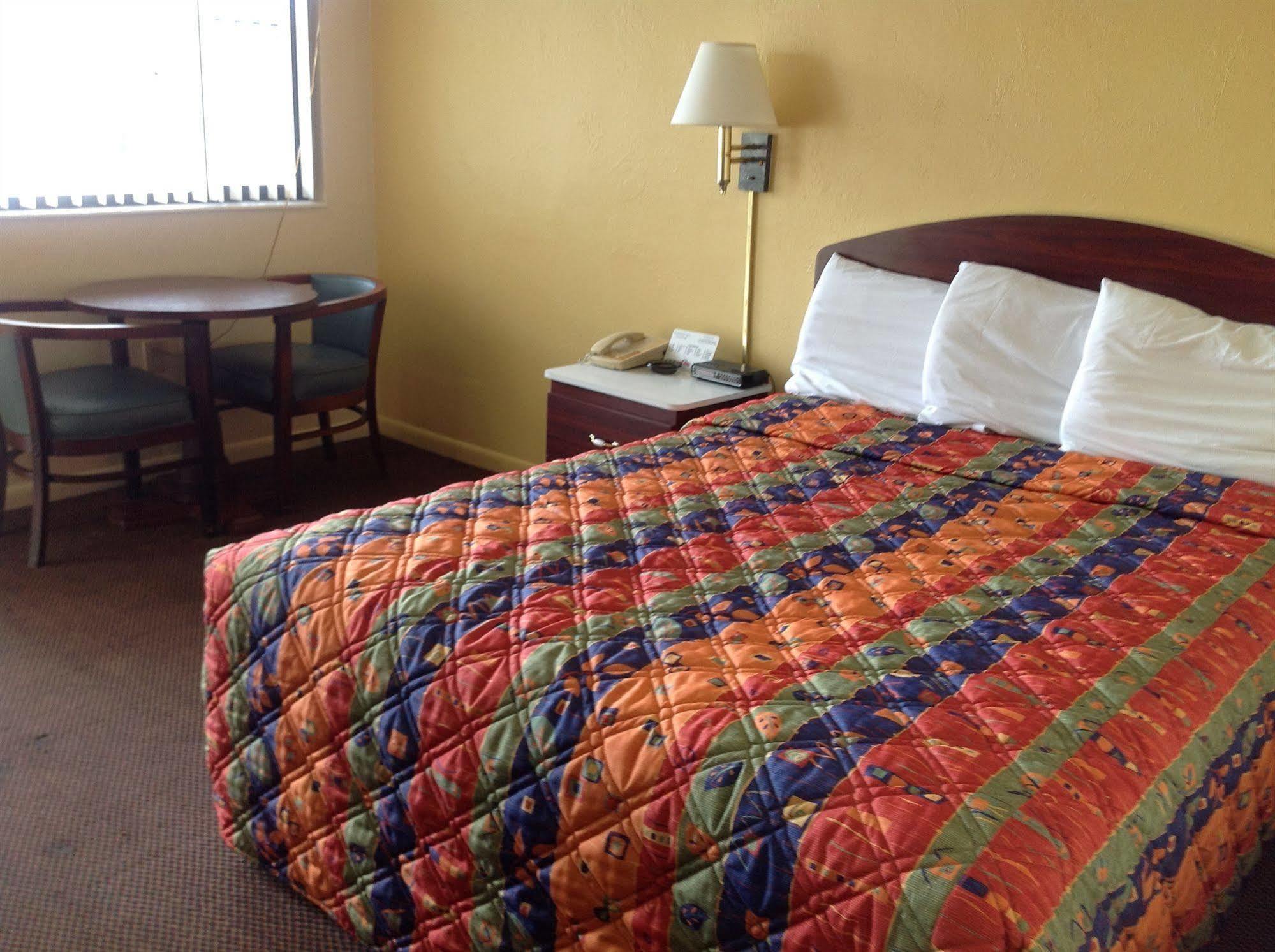 Economy Inn Okeechobee Eksteriør bilde